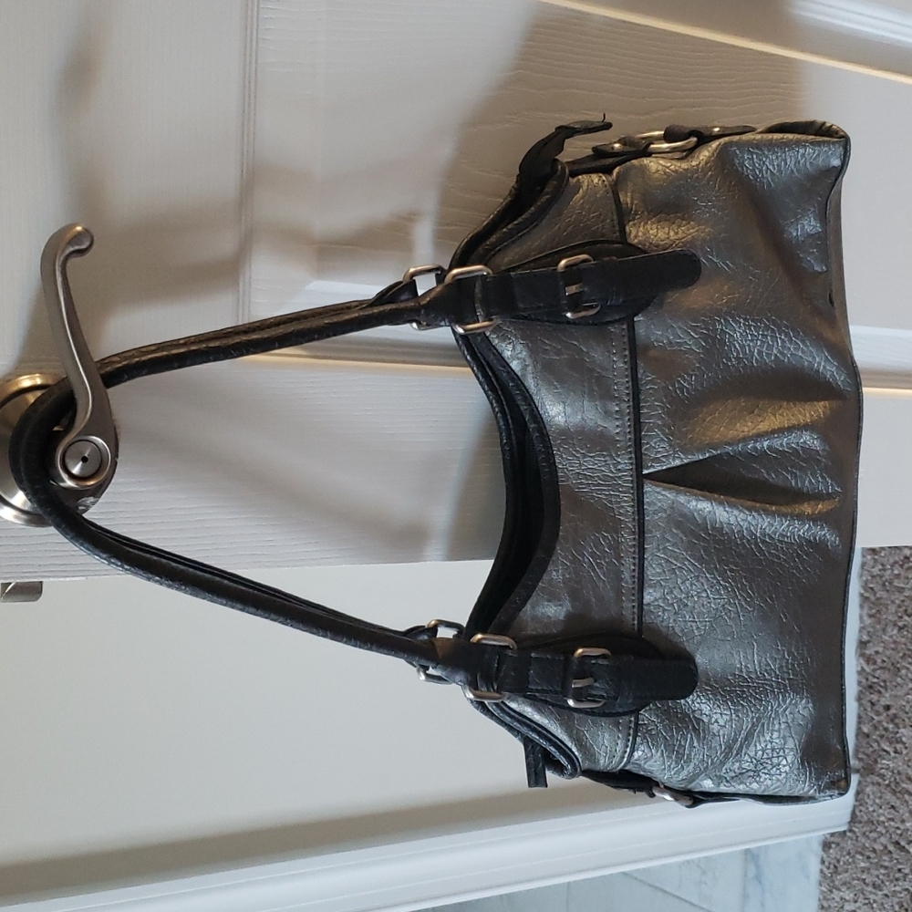 Stylish shoulder bag